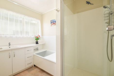 Photo of property in 46 Neri Crescent, Pomare, Rotorua, 3015