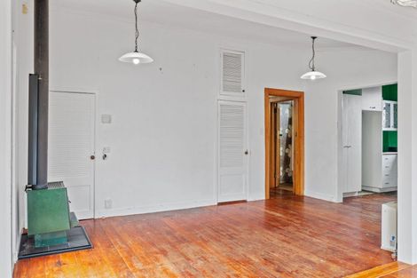 Photo of property in 8 Millar Street, Terrace End, Palmerston North, 4410