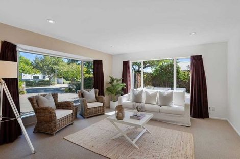 Photo of property in 2 Lewisham Park, St Albans, Christchurch, 8052