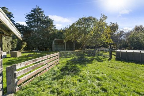 Photo of property in 22 Tiratu Road, Dannevirke, 4976