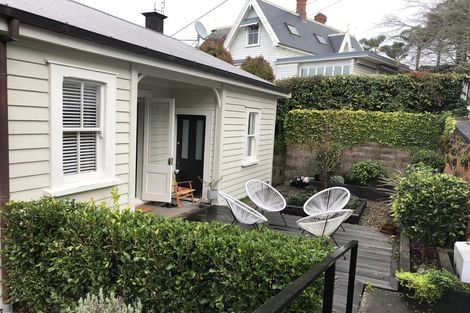 Photo of property in 9 Tudor Street, Devonport, Auckland, 0624