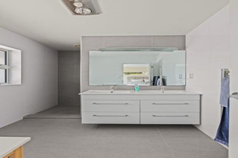 Photo of property in 52 Beachwood Drive, Hatfields Beach, Orewa, 0931