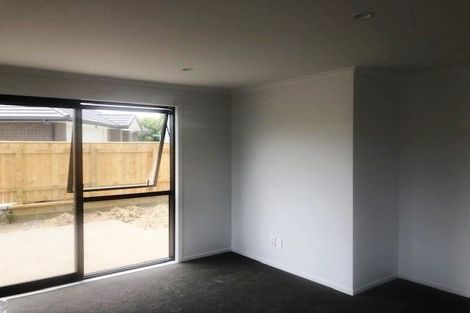 Photo of property in 3 Kaiwaru Place, Waikanae, 5036