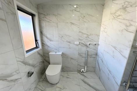 Photo of property in 79 Gossamer Drive, Pakuranga Heights, Auckland, 2010