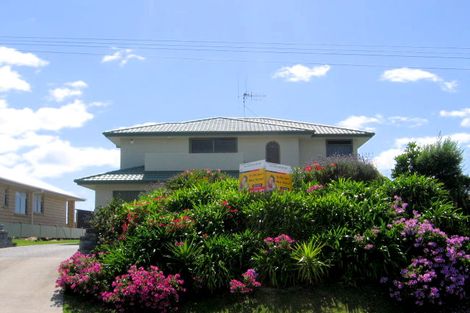 Photo of property in 77 Shaw Road, Waihi Beach, 3611