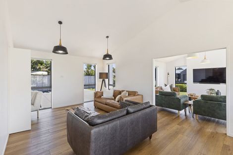 Photo of property in 22 Keene Drive, Bell Block, New Plymouth, 4312