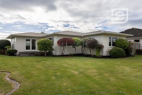 Photo of property in 11 Aberdeen Avenue, Takaro, Palmerston North, 4412