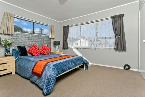 Photo of property in 2/59a Target Road, Totara Vale, Auckland, 0629