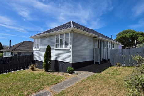 Photo of property in 19 Gear Terrace, Ranui, Porirua, 5024