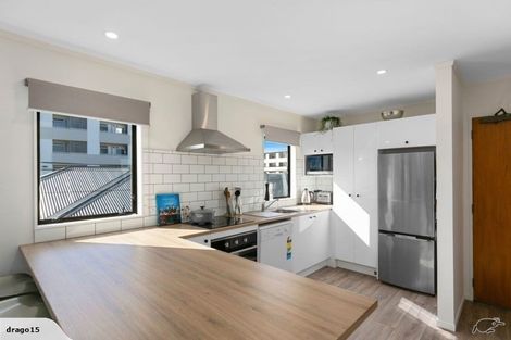 Photo of property in 2/615 Evans Bay Parade, Kilbirnie, Wellington, 6022