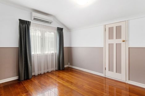 Photo of property in 32 Matua Road, Matua, Tauranga, 3110