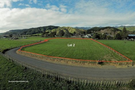 Photo of property in 431 Tararua Road, Levin, 5571