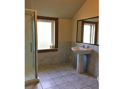 Photo of property in 82 Manor Place, Dunedin Central, Dunedin, 9016