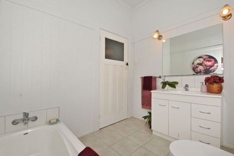 Photo of property in 81 Hatea Drive, Regent, Whangarei, 0112