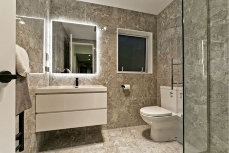 Photo of property in 91 San Valentino Drive, Henderson, Auckland, 0612