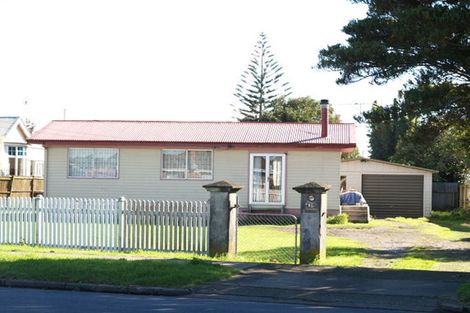 Photo of property in 1/413 Massey Road, Mangere East, Auckland, 2024