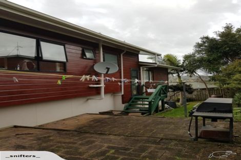Photo of property in 2/15 Witheford Drive, Bayview, Auckland, 0629