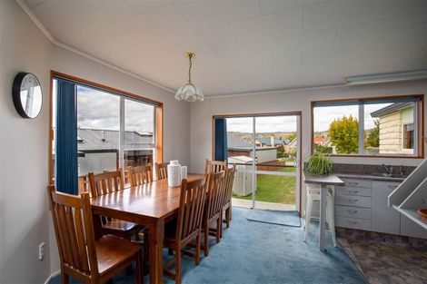 Photo of property in 22 Kamaka Crescent, Bridge Hill, Alexandra, 9320