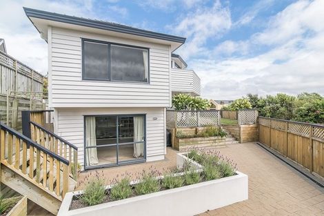 Photo of property in 28 Imran Terrace, Khandallah, Wellington, 6035