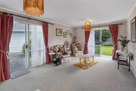 Photo of property in 36 Signal Street, Foxton Beach, Foxton, 4815