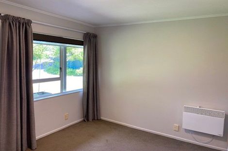 Photo of property in 2/49 Maungaraki Road, Korokoro, Lower Hutt, 5012