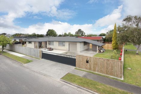Photo of property in 1 Caroline Drive, Feilding, 4702