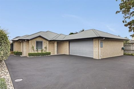 Photo of property in 9 Dunvegan Place, Harewood, Christchurch, 8051