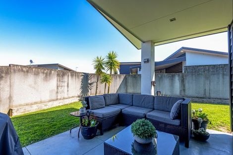 Photo of property in 67 Rosalie Terrace, Kelvin Grove, Palmerston North, 4414
