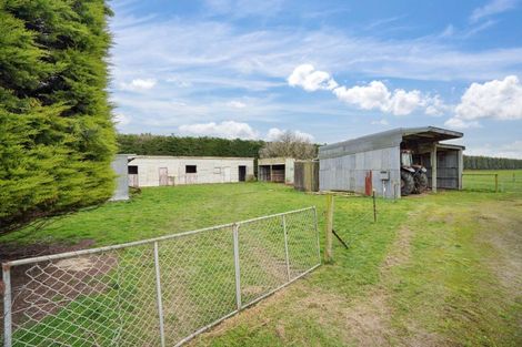 Photo of property in 229 Pomona East, Makarewa, Invercargill, 9876