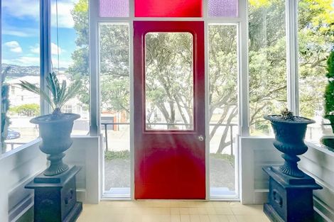 Photo of property in 13 Austin Street, Mount Victoria, Wellington, 6011