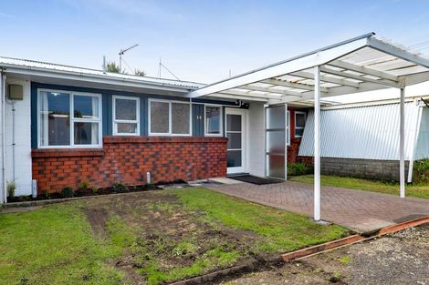 Photo of property in 7/289 Carrington Street, Vogeltown, New Plymouth, 4310