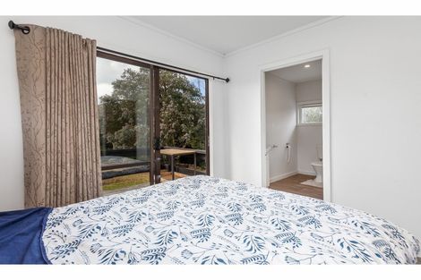 Photo of property in 59 Hauraki Road, Leigh, Warkworth, 0985