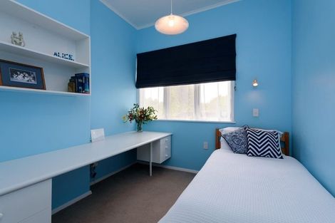 Photo of property in 58 Frankmoore Avenue, Johnsonville, Wellington, 6037