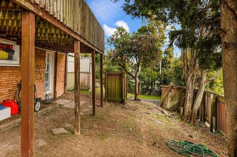 Photo of property in 18 Lilburn Crescent, Massey, Auckland, 0614