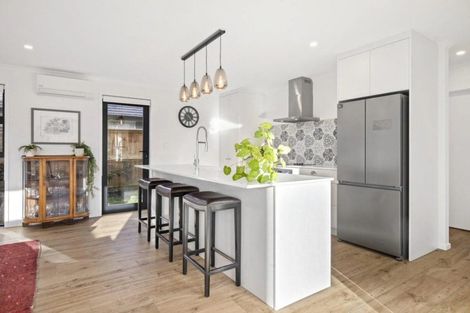 Photo of property in 2 Wesleyan Street, Paerata, 2124