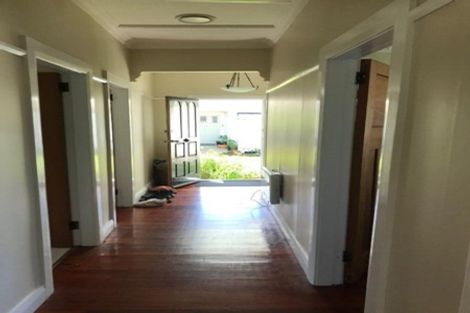 Photo of property in 14 Hildreth Street, Karori, Wellington, 6012