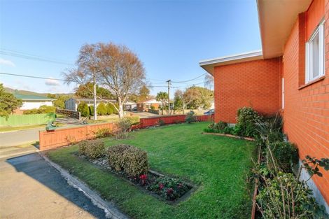 Photo of property in 10 Rosebank Avenue, Avalon, Lower Hutt, 5011