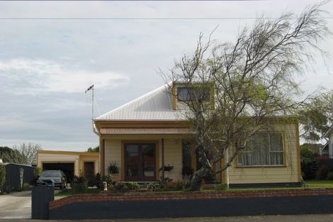 Photo of property in 63 Alma Road, Gonville, Whanganui, 4501