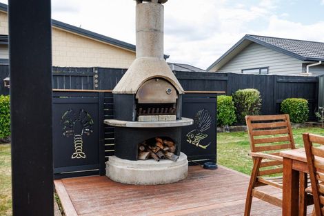 Photo of property in 5 Morocco Terrace, Kelvin Grove, Palmerston North, 4414