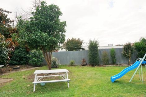 Photo of property in 21 Cargill Street, Levin, 5510