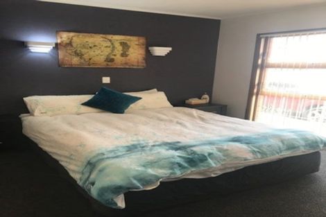 Photo of property in 2/131 Union Road, Howick, Auckland, 2014