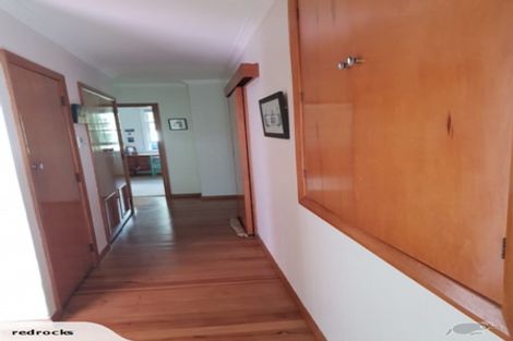 Photo of property in 8 Winston Street, Crofton Downs, Wellington, 6035