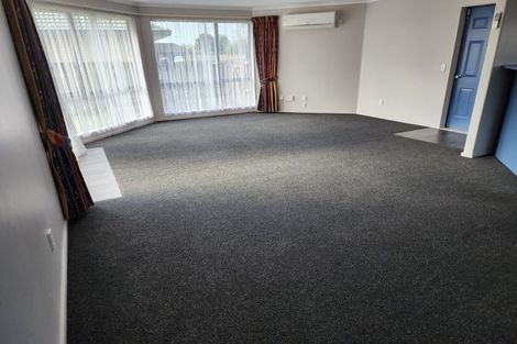 Photo of property in 34 Farnborough Drive, Nawton, Hamilton, 3200