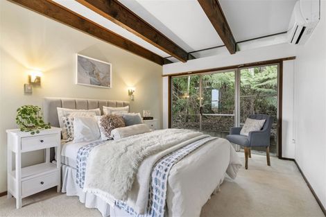 Photo of property in 46 Chatswood Grove, Chatswood, Auckland, 0626