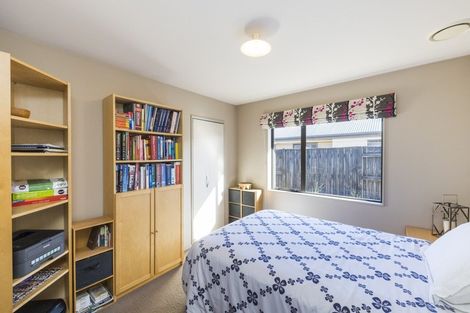 Photo of property in 17 Walnut Grove, Kelvin Grove, Palmerston North, 4414