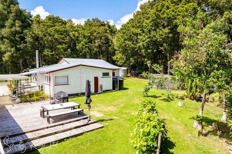Photo of property in 356 Bull Road, Paparoa, Waiotira, 0193