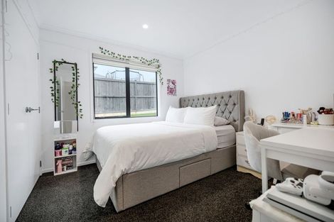 Photo of property in 19 Skiffington Road, Pokeno, 2402