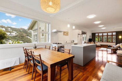 Photo of property in 16 Butt Street, Brooklyn, Wellington, 6021