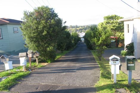 Photo of property in 2/23 View Road, Glenfield, Auckland, 0627