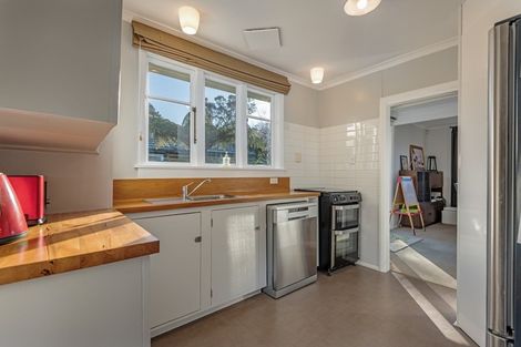 Photo of property in 103a Pahiatua Street, Hokowhitu, Palmerston North, 4410